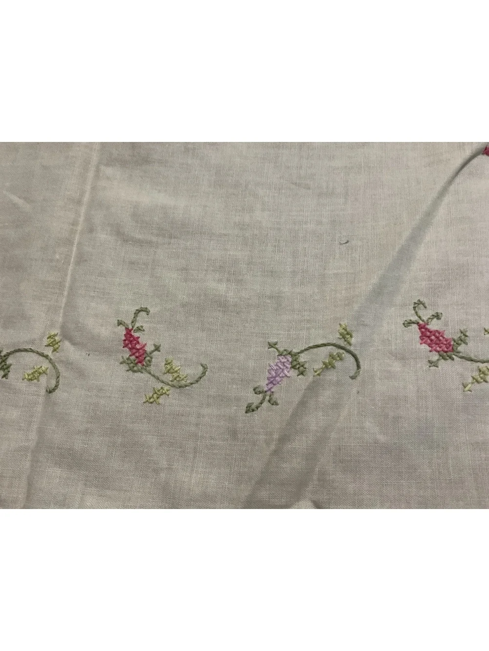 Vintage Embroidered Linen Table Runner with Heart Cutwork 53 1/2” x 15”